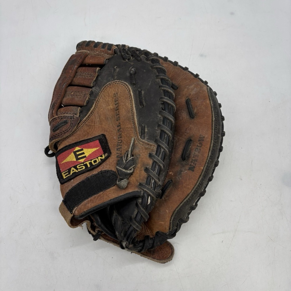 Easton Catchers Glove NAT20W Women's Fastpitch Softball LH Right Hand Throw